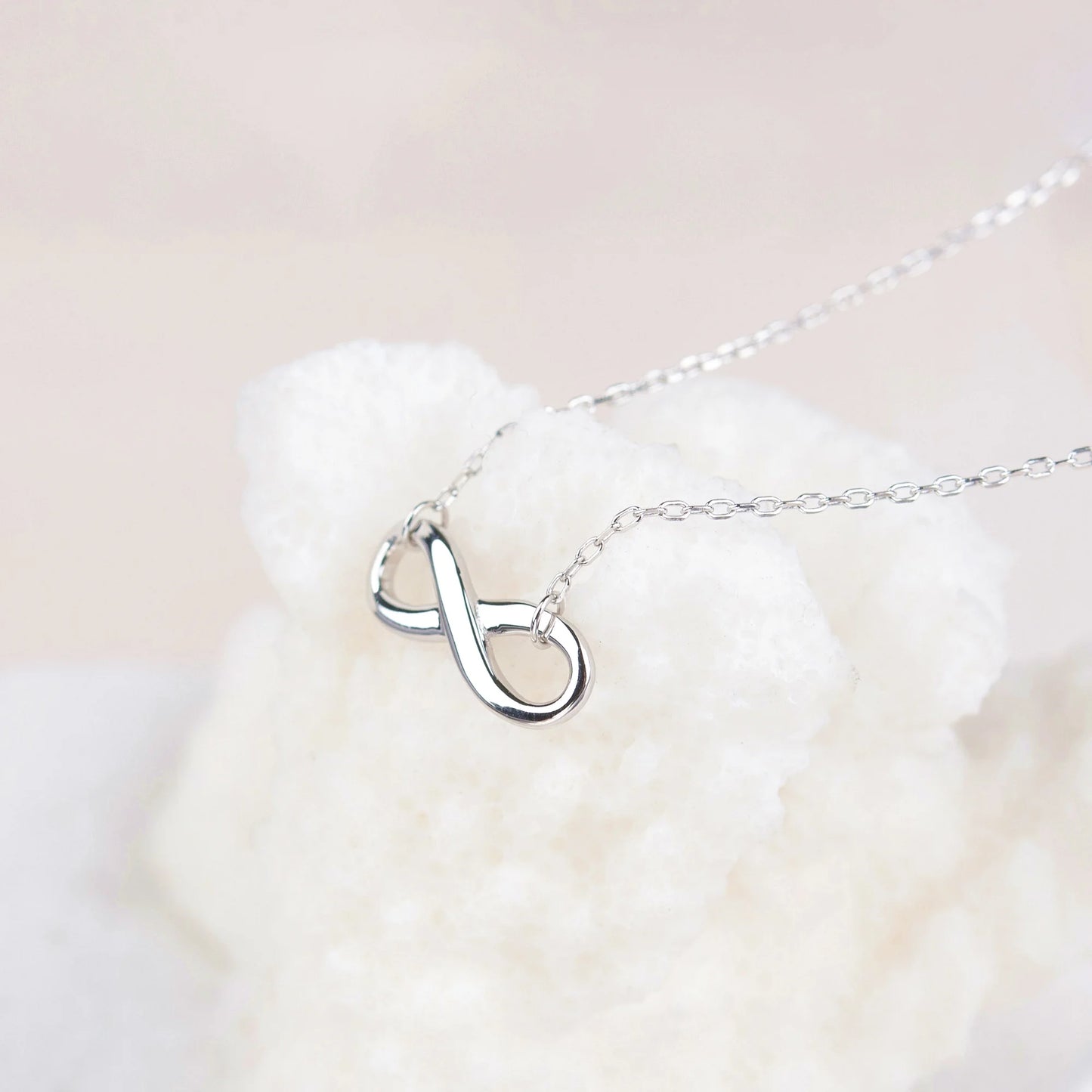 Endless Love across Generations 925 Sterling Silver Infinity Symbol Necklace, Three Generations Necklace Gift for Grandmother, Mother, Granddaughter